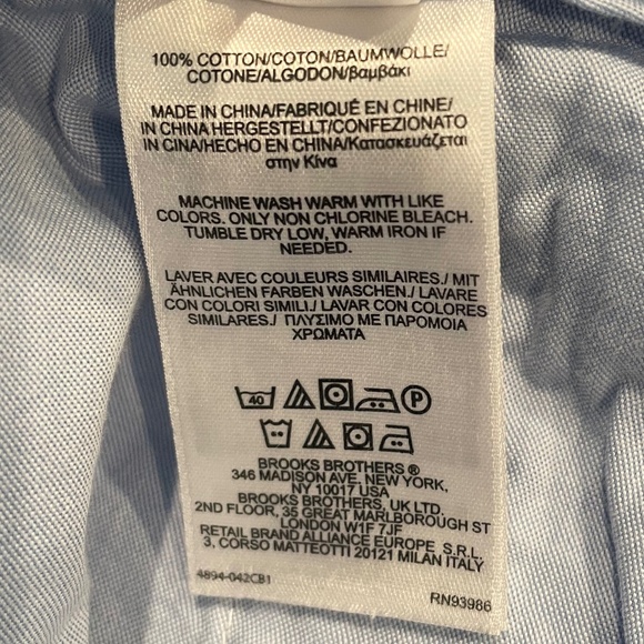 Brooks Brothers Blue and White Striped Men Shorts - Picture 8 of 8